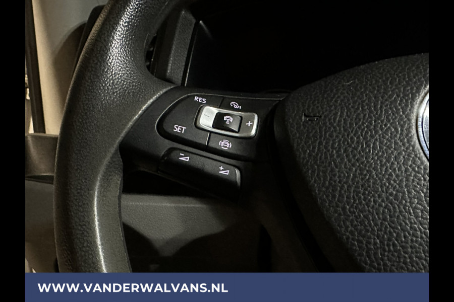 Volkswagen Crafter 2.0 TDI 141pk L3H3 L2H2 Euro6 Airco | Camera | Adaptieve Cruisecontrol | Apple Carplay Android Auto, Parkeersensoren, Stoelverwarming, Bijrijdersbank