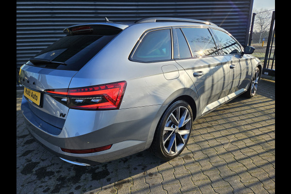 Škoda Superb Combi 1.4 TSI iV Sportline Plug In Hybrid PHEV | Panodak | Trekhaak af Fabriek | Adaptive Cruise | Alcantara Sportstoelen Memory | Canton Audio | Camera | 19"L.M | Sfeerverlichting |