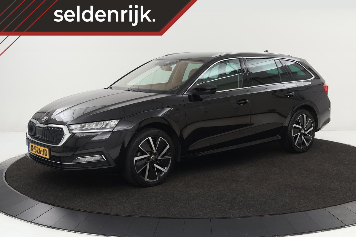 Škoda Octavia 1.4 TSI iV Business Edition Plus | Trekhaak | Stoelverwarming | Adaptive cruise | Camera | Carplay | Sfeerverlichting | Keyless | Full LED | PHEV