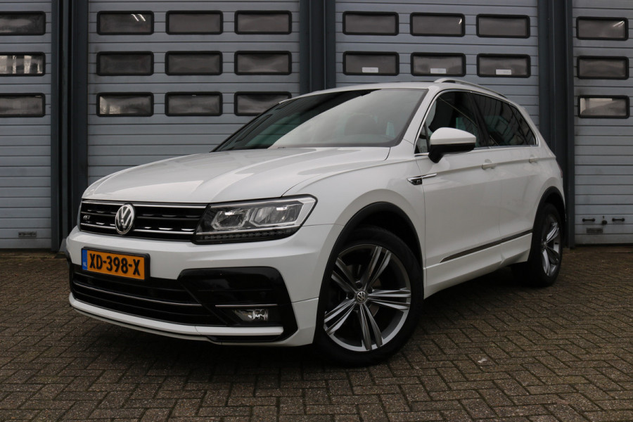 Volkswagen Tiguan 1.5 TSI ACT Highline Business R-line Panodak Virtual cockpit Navi Led T-haak Bj:2019