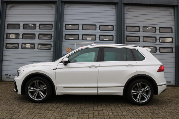 Volkswagen Tiguan 1.5 TSI ACT Highline Business R-line Panodak Virtual cockpit Navi Led T-haak Bj:2019