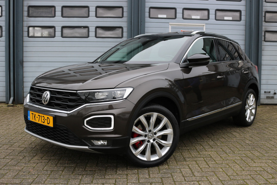 Volkswagen T-Roc 1.5 TSI Sport Xenon Led Navi Virtual cockpit Panodak T-haak 150pk!!