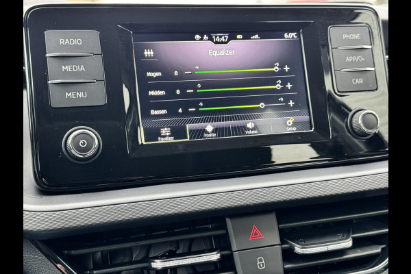 Škoda Kamiq 1.0 TSI Ambition Cruise control Airco DAB radio Apple Carplay