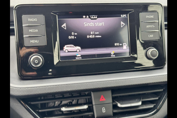 Škoda Kamiq 1.0 TSI Ambition Cruise control Airco DAB radio Apple Carplay