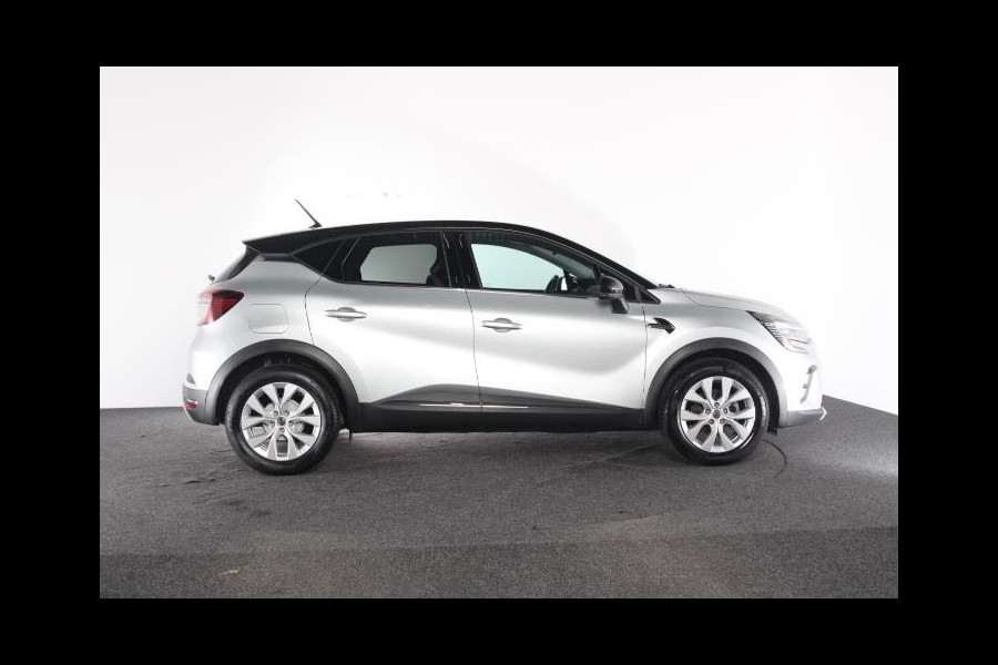 Renault Captur 1.3 TCe 140 Intens / navigatie pakket.