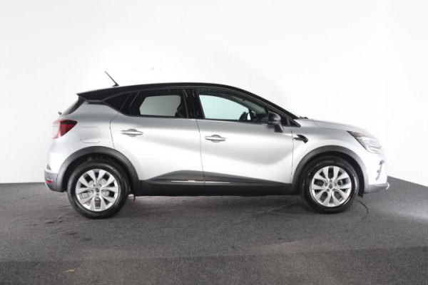 Renault Captur 1.3 TCe 140 Intens / navigatie pakket.