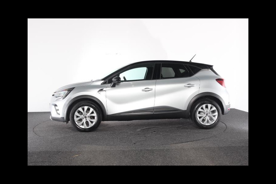 Renault Captur 1.3 TCe 140 Intens / navigatie pakket.