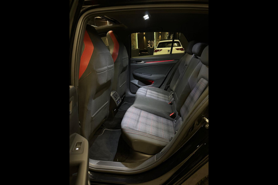 Volkswagen Golf 2.0 TSI GTI|PANO|FULL OPTION