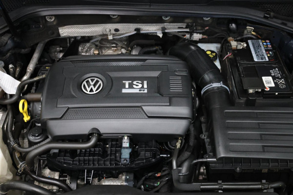 Volkswagen Golf 2.0 TSI 4Motion R 310PK AKRAPOVIC/LED/VIRTUAL/PANO/ALCANTARA+S.VERWARMING/19"LMV/ACC/ECC/12 MDN GARANTIE!