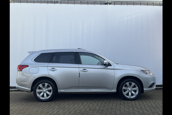 Mitsubishi Outlander 2.4 PHEV LederSport Panodak Camera Carplay Trekhaak Pure