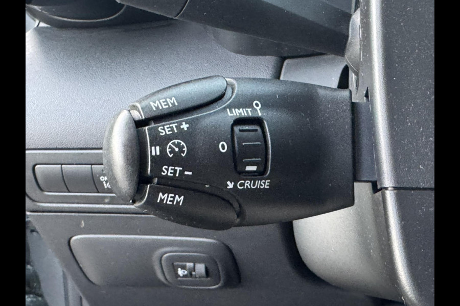 Citroën C3 Aircross 1.2 PureTech Feel Pdc Navigatie Clima Cruise Carplay Dealer onderhouden