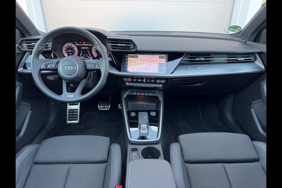 Audi A3 Limousine 35 TFSI 3xS-Line Memory/Matrix/Pano/Camera