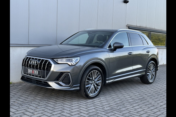 Audi Q3 35 TFSI S Line 10-2019 NAVI CLIMATE PDC ELEK PAKKET 1e EIGENAAR