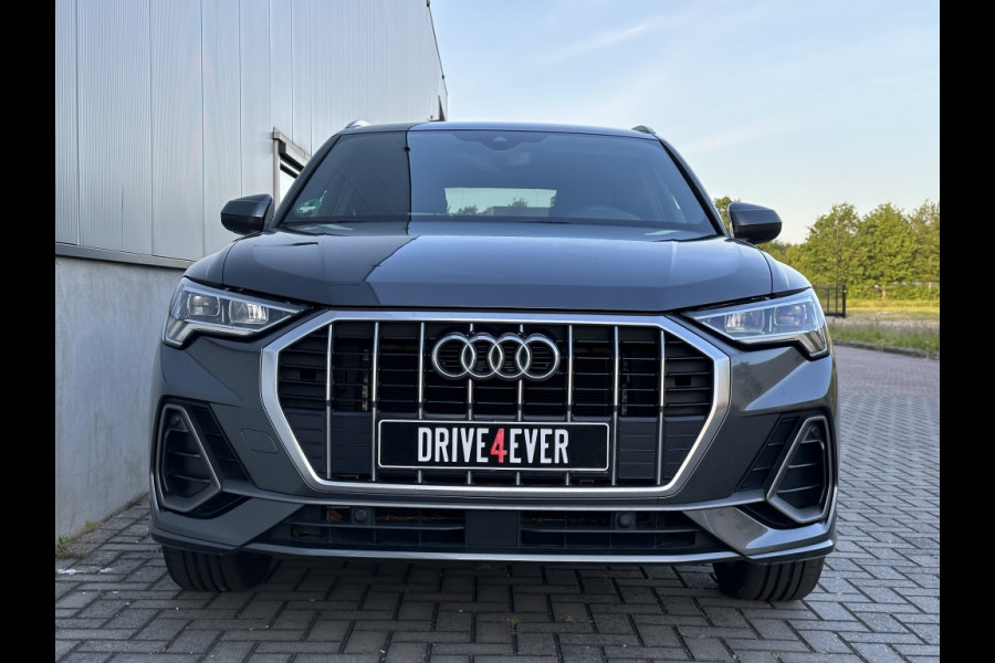 Audi Q3 35 TFSI S Line 10-2019 NAVI CLIMATE PDC ELEK PAKKET 1e EIGENAAR