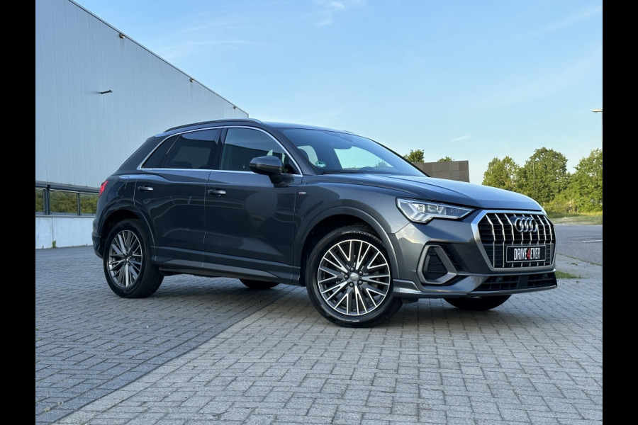 Audi Q3 35 TFSI S Line 10-2019 NAVI CLIMATE PDC ELEK PAKKET 1e EIGENAAR