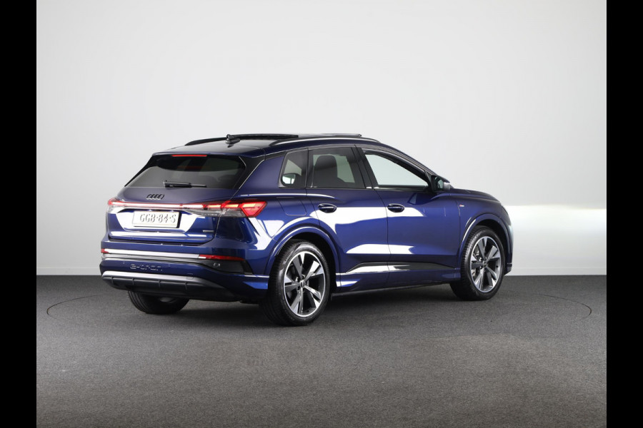 Audi Q4 e-tron 45 quattro S Edition 82 kWh Private lease vanaf €895,- pm | 286pk | Panoramadak | 20 Inch Lichtmetalen velgen | Matrix Led koplampen