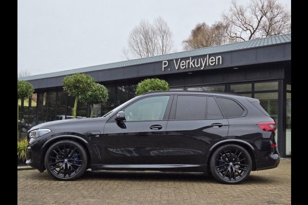 BMW X5 XDRIVE45E M SPORT I LASER I SOFT CLOSE I 22 INCH I STOELVENTILAT