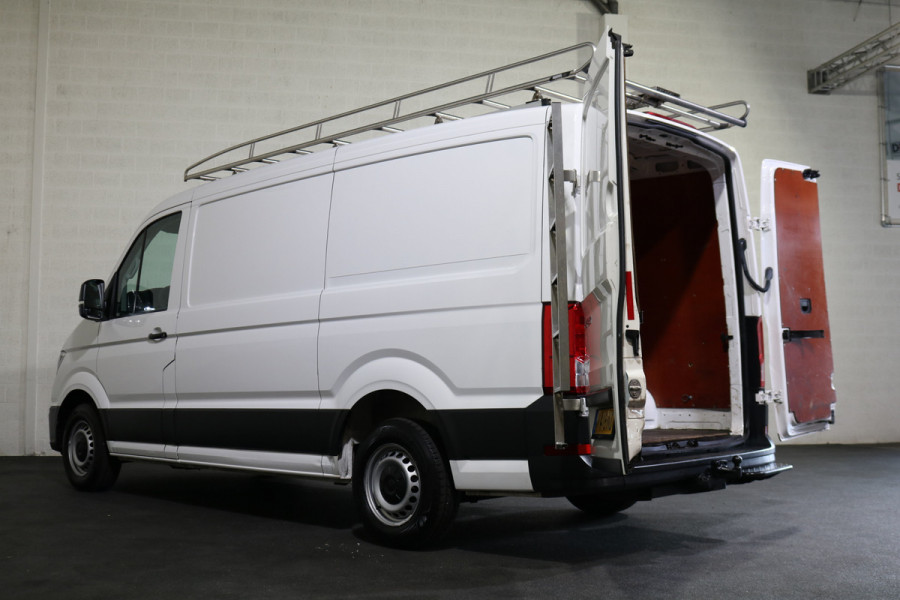 Volkswagen Crafter 2.0 TDI L3 H2 Airco Navigatie Imperiaal Trap Trekhaak