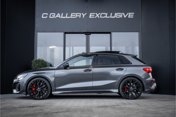 Audi RS3 Sportback 2.5 TFSI quattro - RS Dynamic + l Ceramic l 360 cam l Panorama