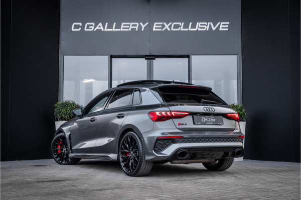 Audi RS3 Sportback 2.5 TFSI quattro - RS Dynamic + l Ceramic l 360 cam l Panorama