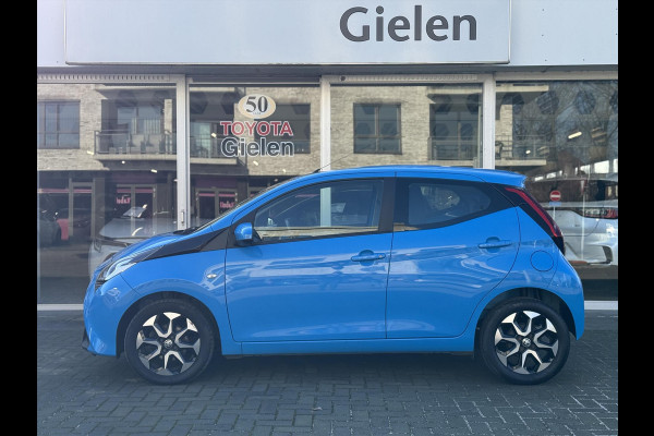 Toyota Aygo 1.0 VVT-i x-joy | Apple carplay/Android auto, Lichtmetalen velgen, Airco, Bluetooth, Stuurbediening