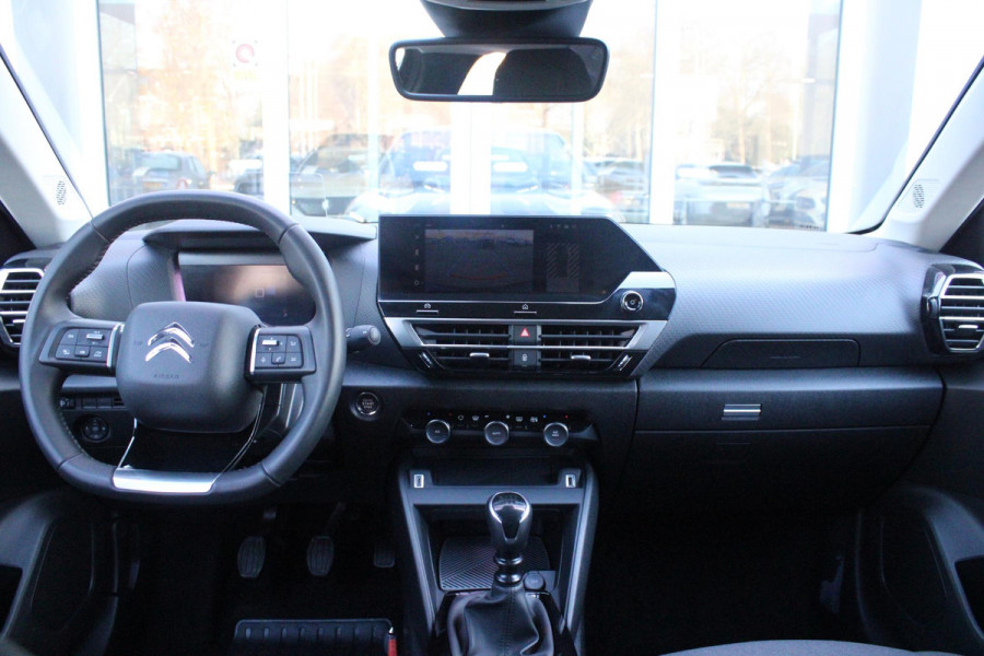 Citroën C4 1.2 130PK MAX | HEAD UP DISPLAY | DODEHOEK DETECTIE | KEYLESS ENTRY/START | LICHTMETALEN VELGEN 18" | LED KOPLAMPEN | DRAADLOZE APPLE CARPLAY/ANDROID AUTO | ACHTERUITRIJ CAMERA | DAB+ RADIO | CRUISE CONTROL |