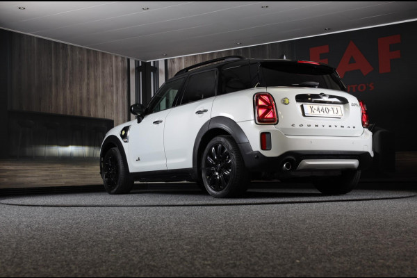 MINI Countryman 2.0 Cooper S E ALL4 Chili / AUT / Dig Cockpit / CC / Open Panoramadak / Leder / Navi / Led / Pdc / 18 Inch