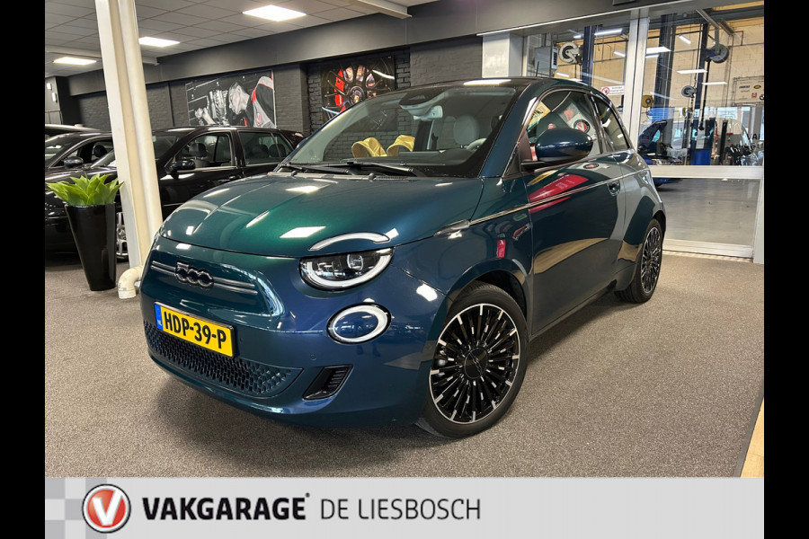 Fiat 500 La Prima 42 kWh / 120pk / Navigatie / Panorama-dak / Leder / camera