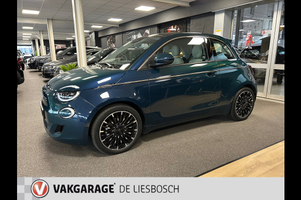 Fiat 500 La Prima 42 kWh / 120pk / Navigatie / Panorama-dak / Leder / camera