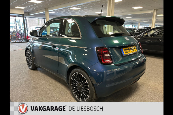 Fiat 500 La Prima 42 kWh / 120pk / Navigatie / Panorama-dak / Leder / camera