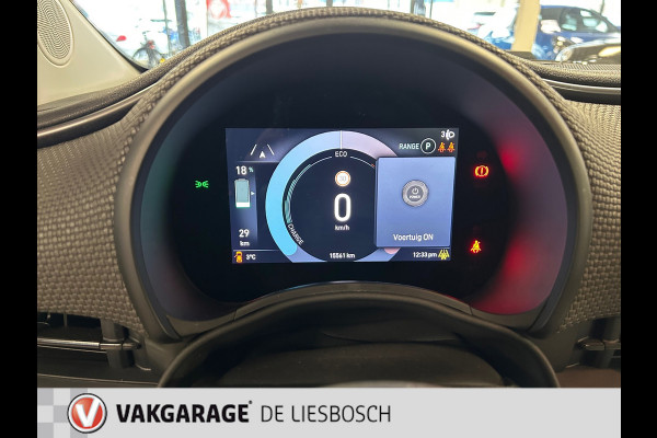 Fiat 500 La Prima 42 kWh / 120pk / Navigatie / Panorama-dak / Leder / camera