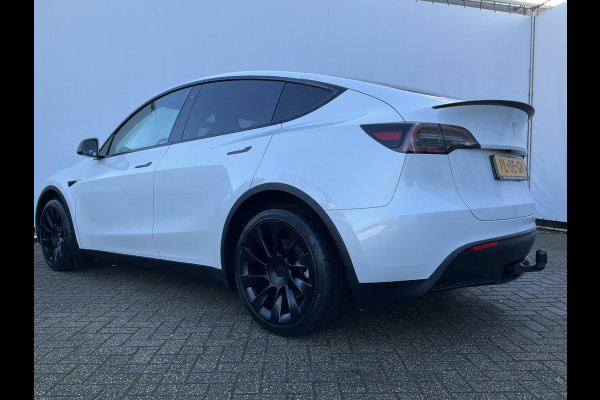 Tesla Model Y Long Range AWD 75 kWh 514pk Autopilot Stuur/Stoelverw Pano Trekhaak (1600kg)