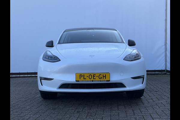 Tesla Model Y Long Range AWD 75 kWh 514pk Autopilot Stuur/Stoelverw Pano Trekhaak (1600kg)