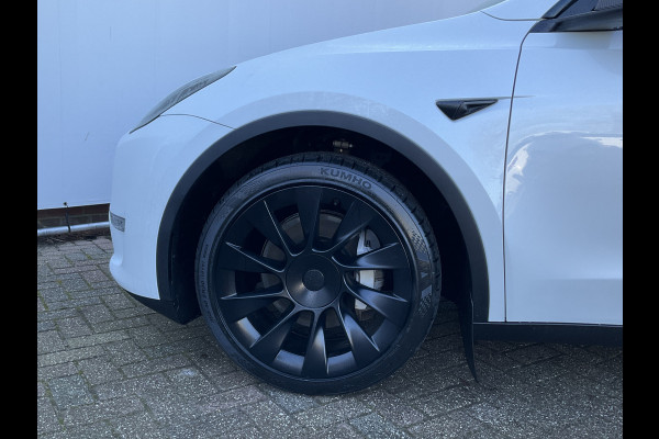 Tesla Model Y Long Range AWD 75 kWh 514pk Autopilot Stuur/Stoelverw Pano Trekhaak (1600kg)