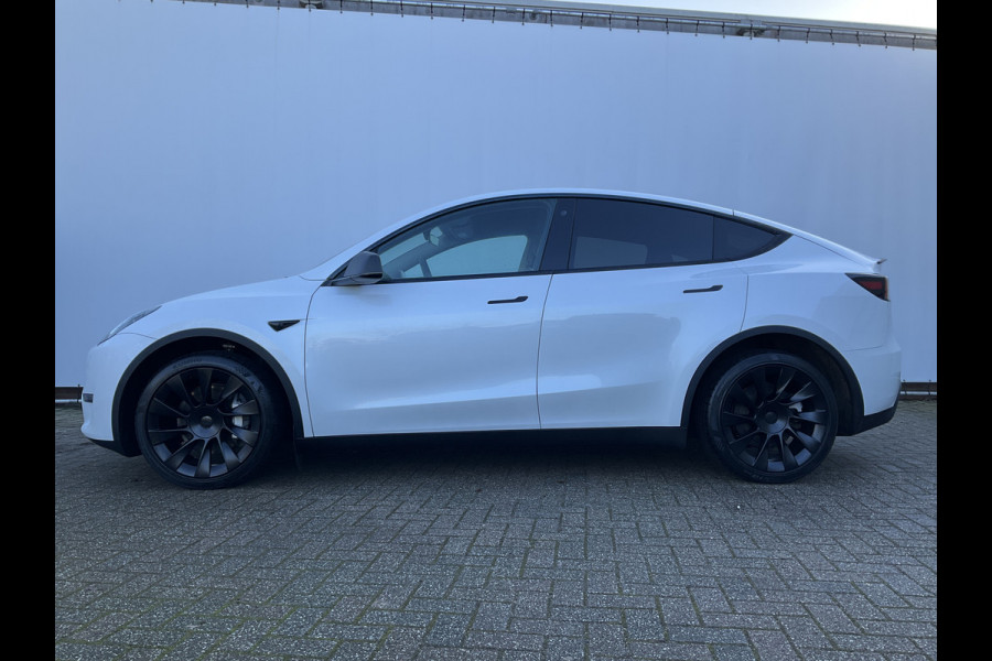 Tesla Model Y Long Range AWD 75 kWh 514pk Autopilot Stuur/Stoelverw Pano Trekhaak (1600kg)