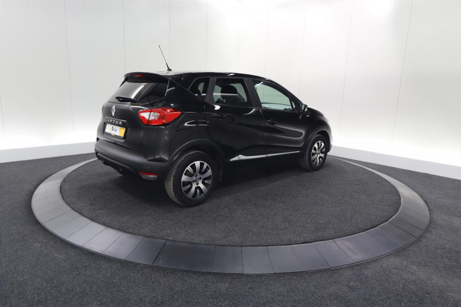 Renault Captur TCe 90 Limited | Parkeersensoren | Navigatie | Airco | Getint Glas