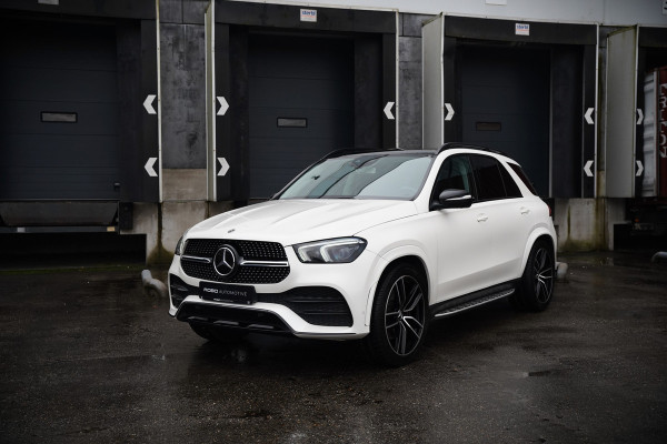 Mercedes-Benz GLE 350 D 4MATIC | AMG | Burmester | Adaptive Cruise Control | Stoelverwarming | Panoramadak | Luchtvering | Trekhaak | Grijs Kenteken | 360° Camera | BTW | Apple Carplay | Ambiance Verlichting | Leder | Nigh