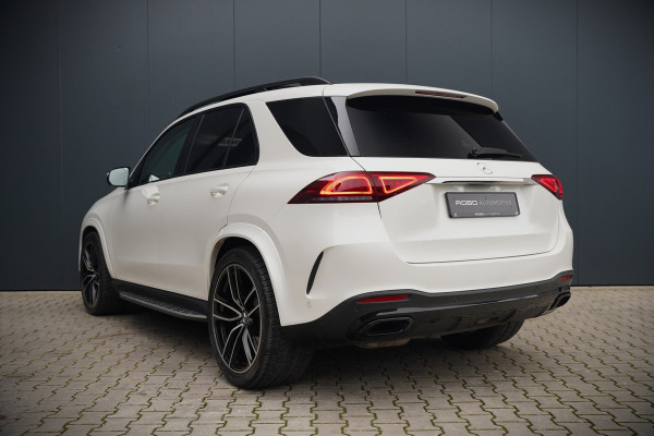 Mercedes-Benz GLE 350 D 4MATIC | AMG | Burmester | Adaptive Cruise Control | Stoelverwarming | Panoramadak | Luchtvering | Trekhaak | Grijs Kenteken | 360° Camera | BTW | Apple Carplay | Ambiance Verlichting | Leder | Nigh