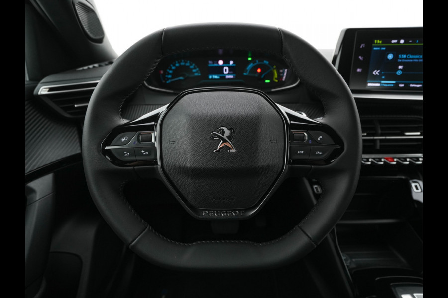 Peugeot e-2008 EV Active Pack 50 kWh [ 3-Fase ] (INCL-BTW) *FULL-LED | CARPLAY | MICROFIBRE-COMFORT-SEATS | CCS-FASTLOADER | KEYLESS | ECC | PDC | CRUISE | DIGI-COCKPIT | LANE-ASSIST | DAB*