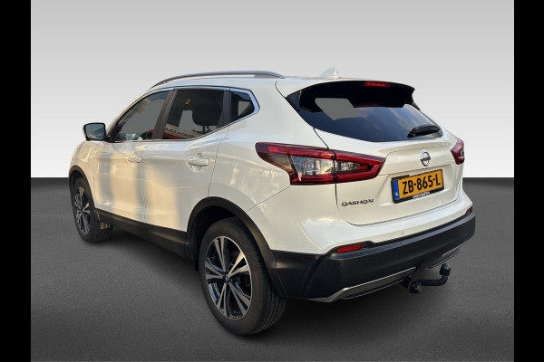 Nissan QASHQAI 1.3 DIG-T 160 pk N-Connecta Desig pack trekhaak 1500kg trekgewicht | 160 PK | 18 inch lichtmetalen velgen | panorama-dak | extra set winterwielen