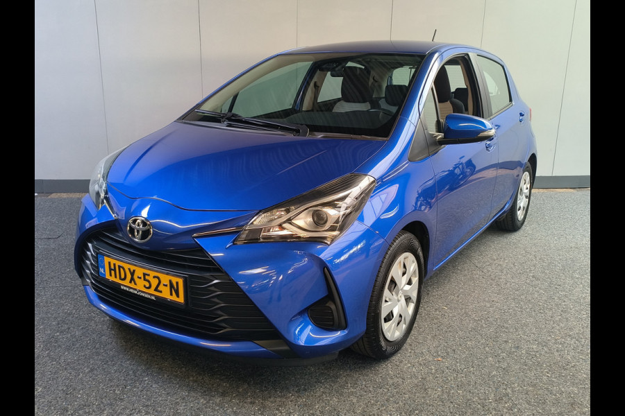 Toyota Yaris 1.0 VVT-i Active uit 2019 Rijklaar + 12 maanden Bovag-garantie Henk Jongen Auto's in Helmond,  al 50 jaar service zoals 't hoort!