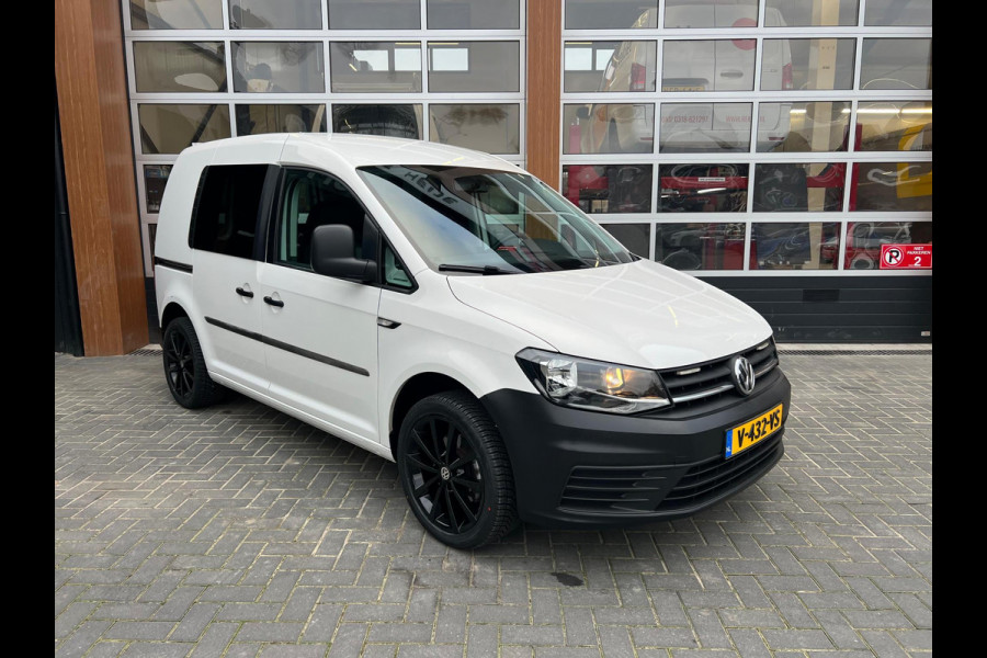 Volkswagen Caddy 1.4 TSI L1H1 BMT Trendline Trekhaak | DSG-Automaat | Apple CarPlay | Cruise Control | 17 Inch Velgen |