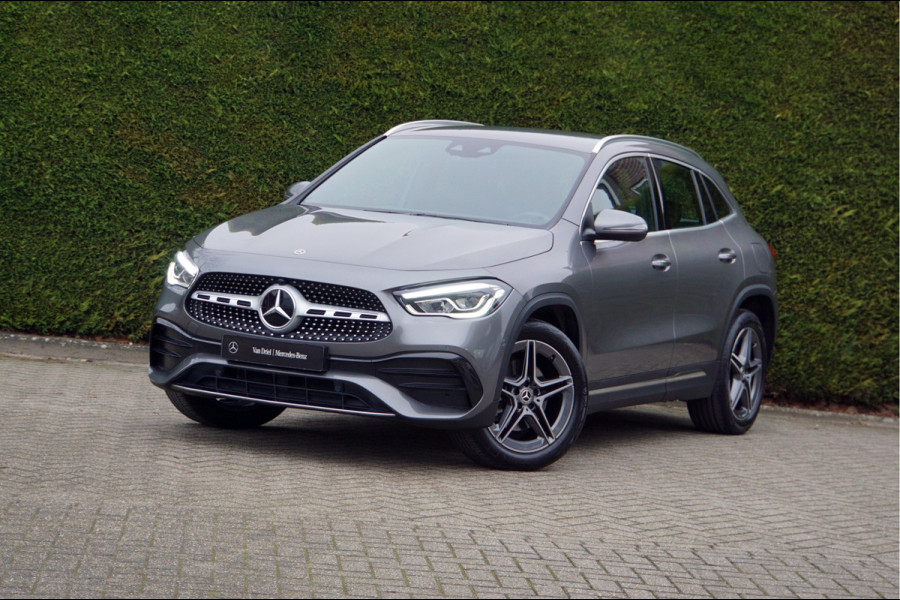 Mercedes-Benz GLA GLA 250 e AMG Line | Trekhaak Widescreen Camera