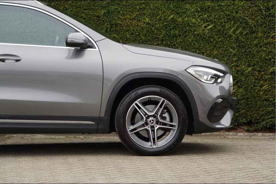 Mercedes-Benz GLA GLA 250 e AMG Line | Trekhaak Widescreen Camera