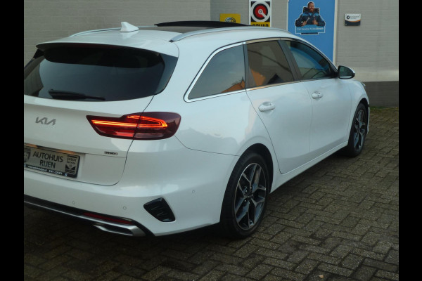 Kia Ceed Sportswagon 1.6 GDI PHEV ExecutiveLine|Panodak|Leder|Stoelkoeling/verwarming|Memory|Blindspot