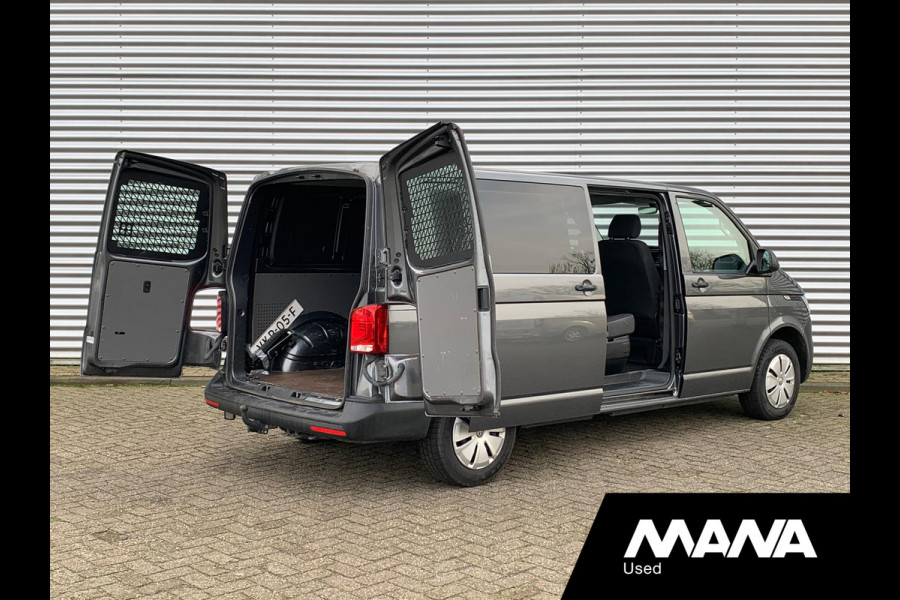 Volkswagen Transporter 2.0TDI L2H1 DC Dubbel Cabine Airco 12V Trekhaak Sensoren Voorruit-Verwarming Cruise Passagiersstoel DIN Start/Stop Laadruimtebek