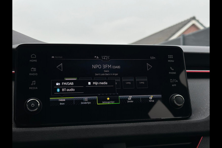 Škoda Kamiq 1.0 TSI Sport Facelift CarPlay Camera