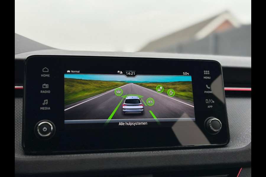 Škoda Kamiq 1.0 TSI Sport Facelift CarPlay Camera