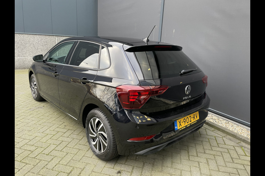 Volkswagen Polo 1.0 TSI Life Business NIEUW!! Climate control - Cruise control adaptive - Parksensoren v+a - Navi full map - A-uitrijcamera - MF Lederen stuurwiel - LMV - Apple carplay/Android auto - Bluetooth - DAB - Hill hold - Regen s