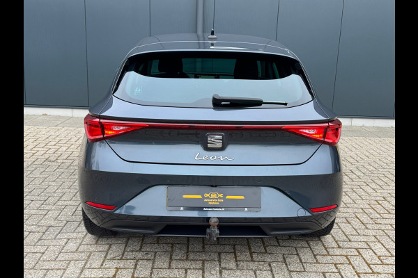 Seat Leon 1.5 eTSI Style Launch Edition * AppleCarPlay * Camera * Trekhaak *